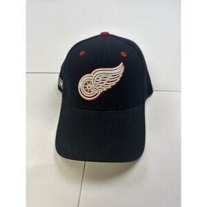 Vintage Detroit Red Wings Hat Cap One Size Black NHL CCM Hockey Center Ice